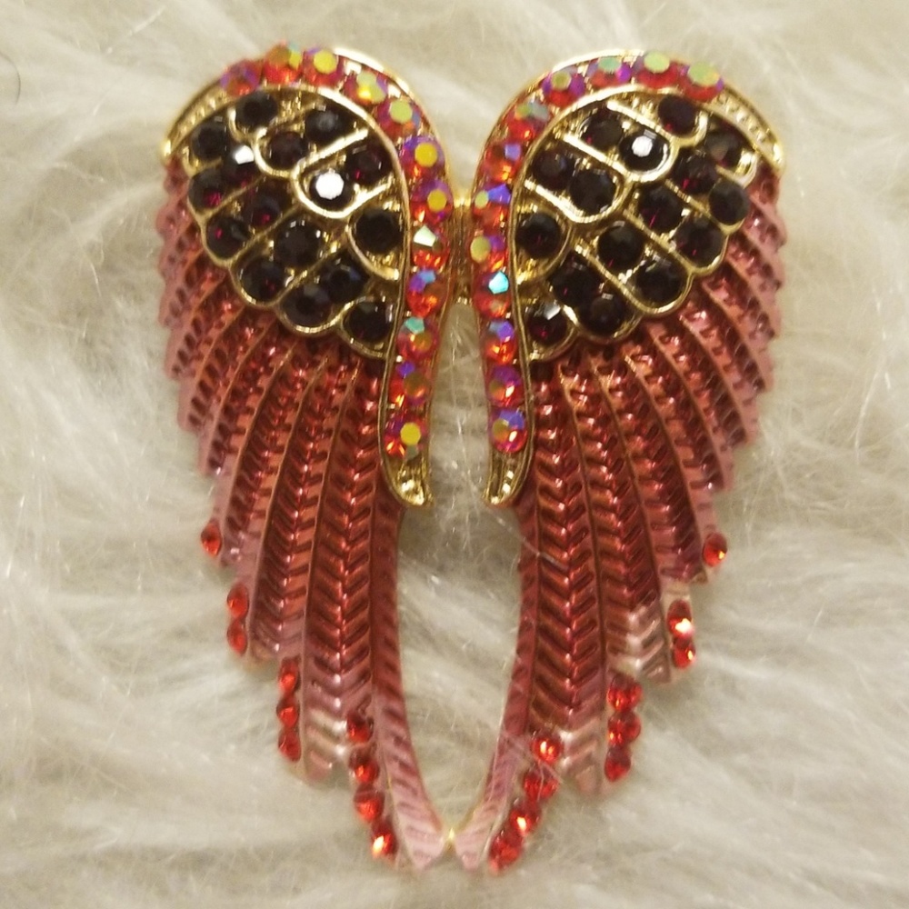 Brooch